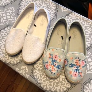 2 Pairs of Flats for One price!